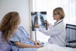 What Is a Pulmonologist- Easy Guide for Breathing and Lung Problems - Revive Hospitals